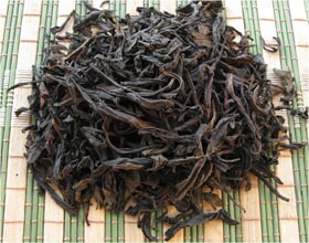 Да Хун Пао (красный халат) – один из самых дорогих чаев в Китае