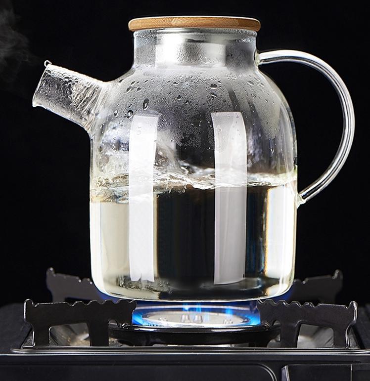Чайник стеклянный индукционный. Стеклянный чайник Бодум для газовой плиты. Чайник жаропрочный стеклянный валберис. Жаропрочный стеклянный чайник. Чайник стеклянный термостойкий.