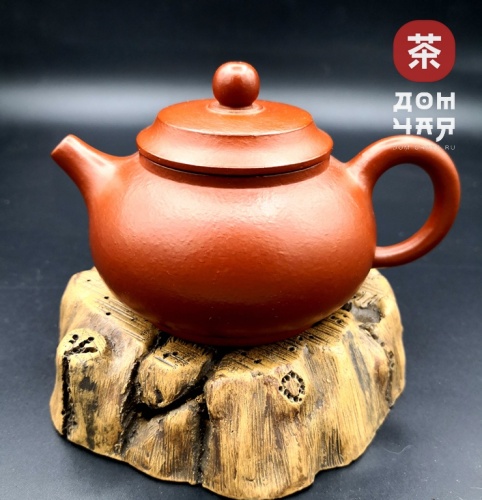 Авторский Исинский чайник, глина "Да Хун Пао" 145мл #679