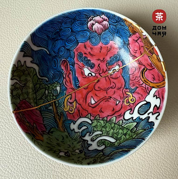 Пиала "Кинцуги" Цзиньдэчжэньский фарфор, ручная роспись,88мл.