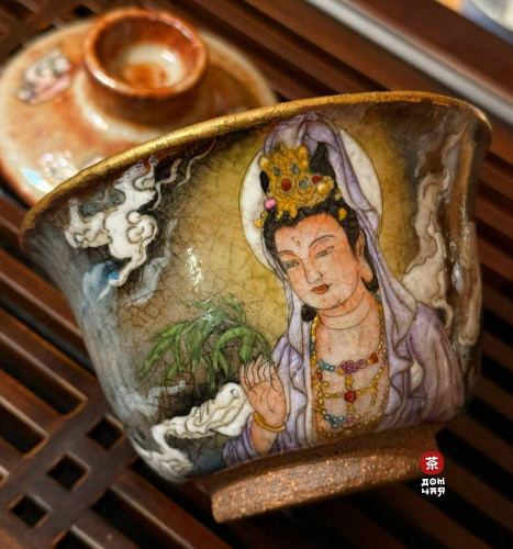 Гайвань Цзиньдэчжэнь "Бодхисаттва Гуаньинь" , ручная роспись,180 мл.