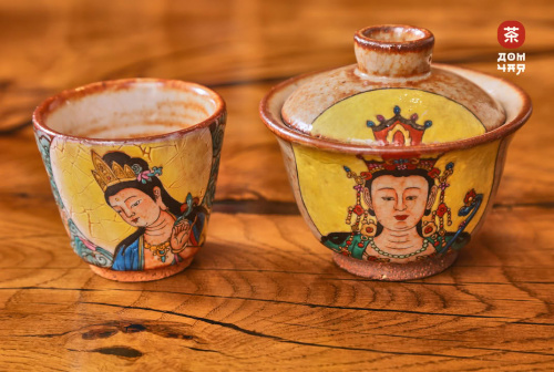 Гайвань Цзиньдэчжэнь "Бодхисаттва Гуаньинь", ручная роспись,150 мл.